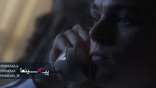سکانس اگه میتونی من بگیر : مکالمه تلفنی فرانک (دی‌کاپریو) و کارل (تام هنکس)