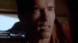فیلم آخرین قهرمان اکشن ، سکانس ورود تماشاچی سینما به داخل داستان