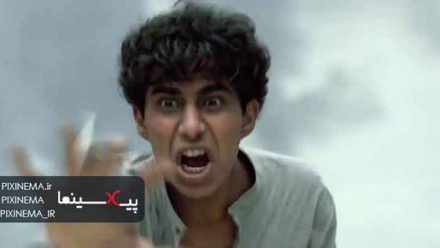 فیلم زندگی پی تلاش ببر بنگال برای شکار پسرک بازمانده از کشتی غرق شده