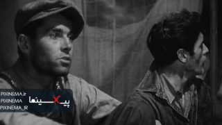 سکانس قتل کشیش توسط پلیسهای کمپ کارگران در فیلم خوشه‌ های خشم