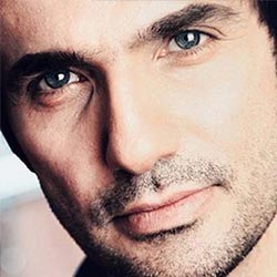 Pixinema.ir-actor-Mohammad-Reza.Foroutan