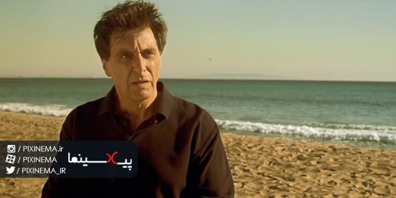 فیلم سیمون ، ویکتور ترانسکی (آل پاچینو) تصمیم می‌گیرد سیمون را خلق کند
